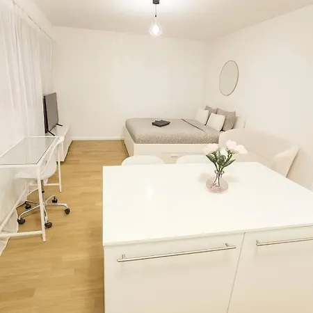 Chailly The Minimalist *